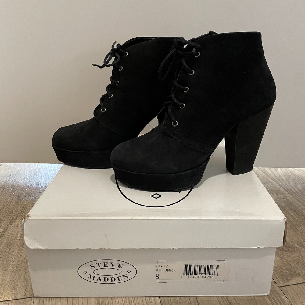 Steve Madden Raspy Lace Up Heeled Booties (Size 8)